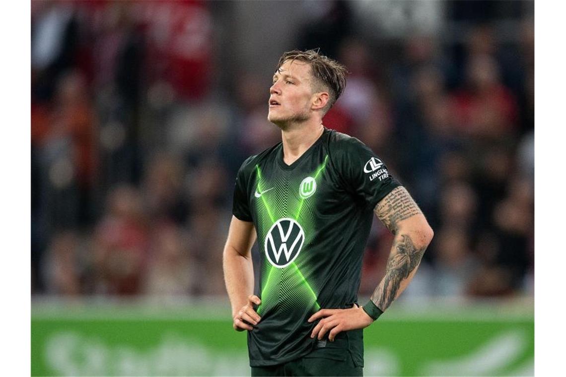 Nach seinem fünften Tor im dritten Spiel am Stück trotzdem angefressen: Wolfsburgs Wout Weghorst. Foto: Marius Becker