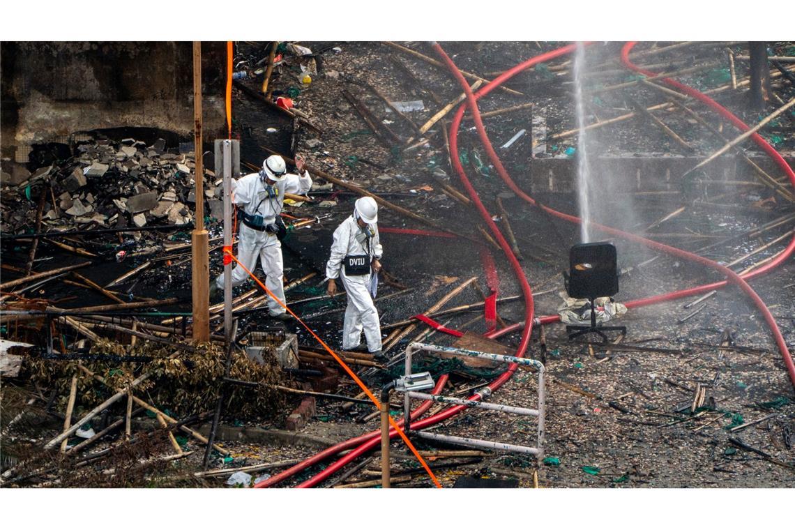 Nach tödlichem Brand: Polizei untersucht Brandort in Tai Po Hongkong