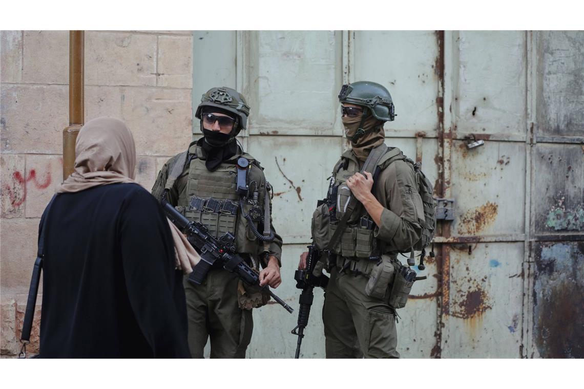 Nach tödlichen Schüssen der israelischen Armee auf zwei Palästinenser im Westjordanland hat die israelische Armee nach eigenen Angaben eine Untersuchung eingeleitet (Archvifoto).