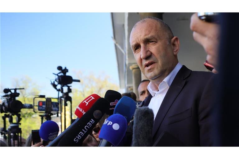 Nach wiederholten Attacken auf Frachtschiffe vor der Schwarzmeerküste reißt dem bulgarischen Premierminister Rumen Radew der Geduldsfaden.
