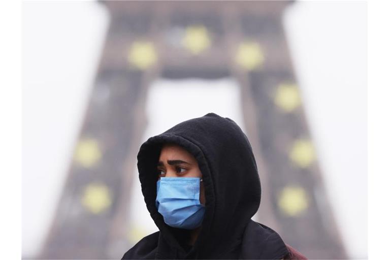 Nachbarland Frankreich lockert die Quarantäne-Fristen für vollständig Geimpfte. Foto: Gao Jing/XinHua/dpa
