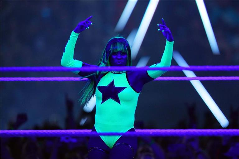 Naomi trifft in Paris im Ring auf Stephanie Vaquer