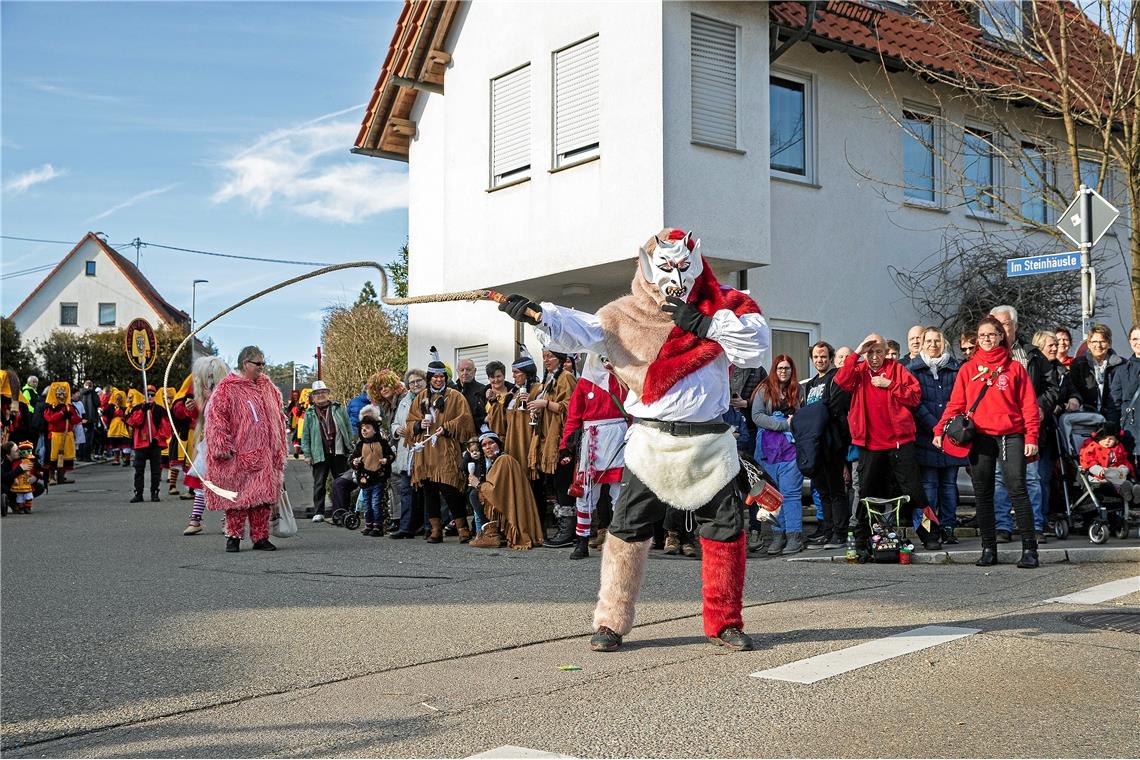 Narrensprung in der Ortsmitte von Althütte.