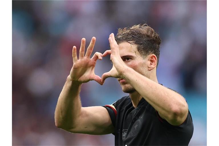 Nationalspieler Leon Goretzka trifft mit dem FC Bayern auf seinen alten Herzensclub. Foto: Christian Charisius/dpa