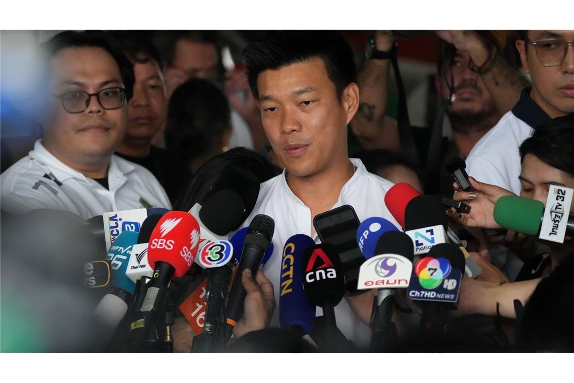 Natthaphong Ruengpanyawut von der progressiven PP ist der Verlierer der Wahl.