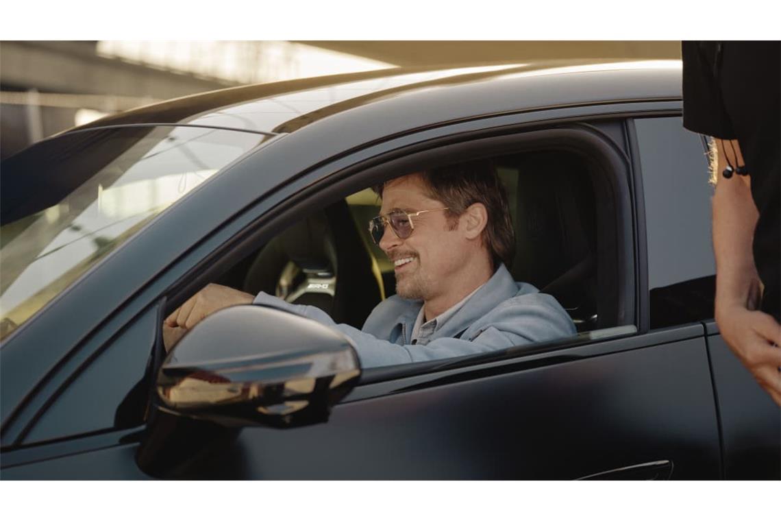 Neben Brad Pitt spielt der neue viertürige AMG GT die Hauptrolle im Werbeclip. 