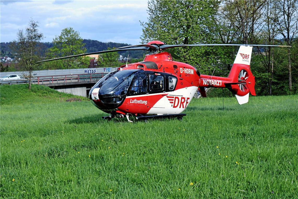 Zwei Tote bei Frontalzusammenstoß auf der B14