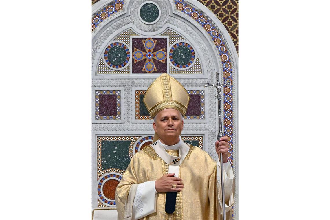 Neben seinen vielen Amtstiteln kann sich Papst Leo XIV. jetzt auch als Namensgeber einer Mottenart titulieren lassen.