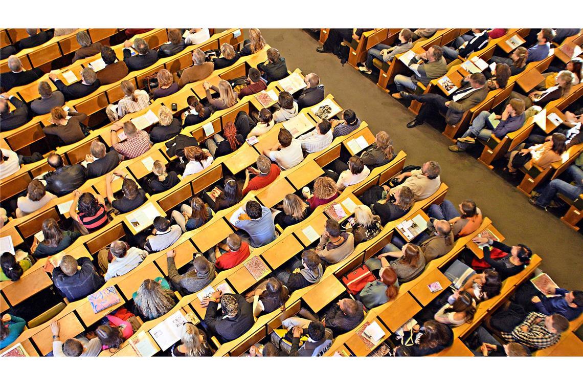 Neben Studierenden erhalen Schüler die Bafög-Förderung. (Symbolbild)