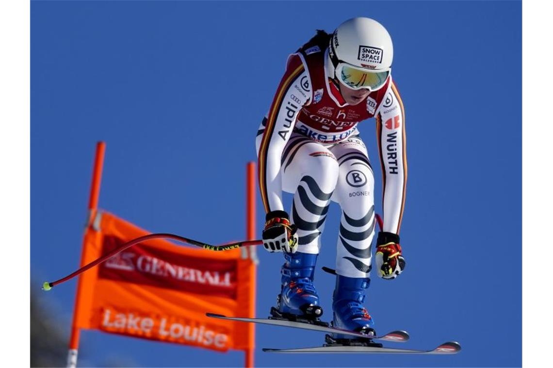 Neben Viktoria Rebensburg liegt der deutsche Fokus bei der Damen-Abfahrt in Lake Louise auf Kira Weidle. Foto: Frank Gunn/The Canadian Press/AP/dpa