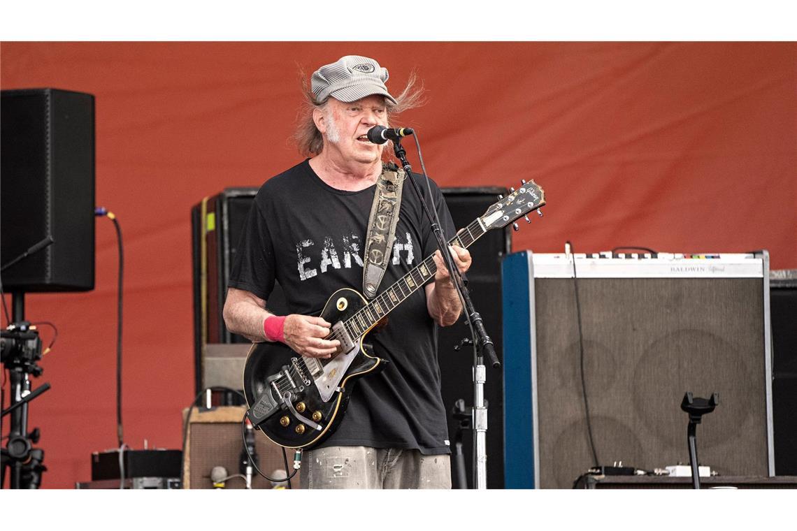Nach Boykott: Neil Young will doch in Glastonbury spielen