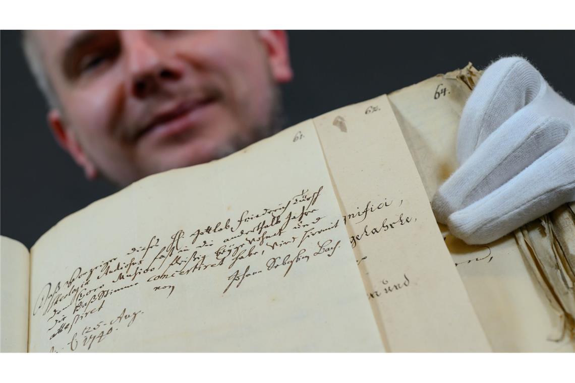 Neu aufgefundene historische Dokumente zur Leipziger Kirchenmusik sind im Stadtarchiv zu sehen.