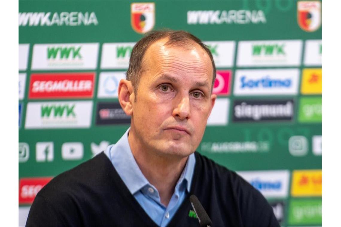 Herrlichs Corona-Eigentor: Verstoß wegen Zahnpasta und Creme Neu beim FC Augsburg auf der Trainerbank: Heiko Herrlich. Foto: Stefan Puchner/dpa
