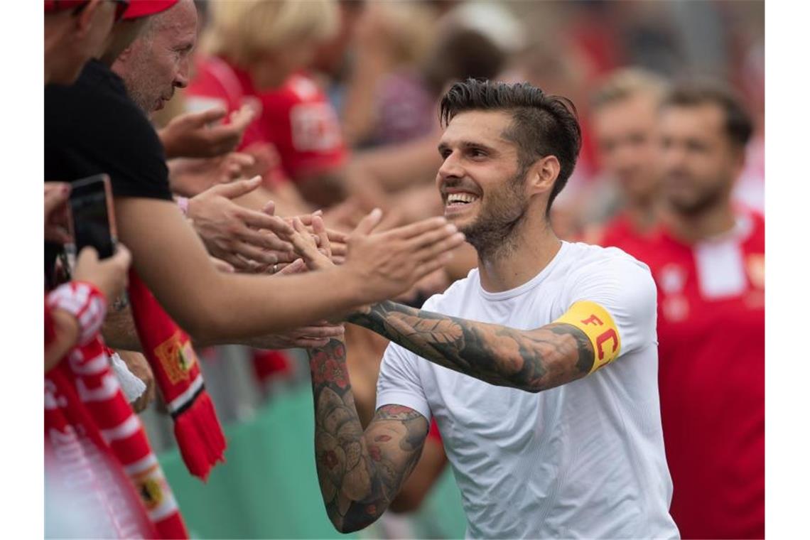 Neu in der Bundesliga und mag Tattoos: Union-Kapitän Christopher Trimmel. Foto: Swen Pförtner