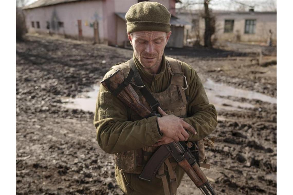 Nato befürchtet „vollständigen Angriff“ auf Ukraine Neue Kämpfe im Konfliktgebiet in der Ostukraine lösen Sorgen vor einer Eskalation aus. Foto: Vadim Ghirda/AP/dpa