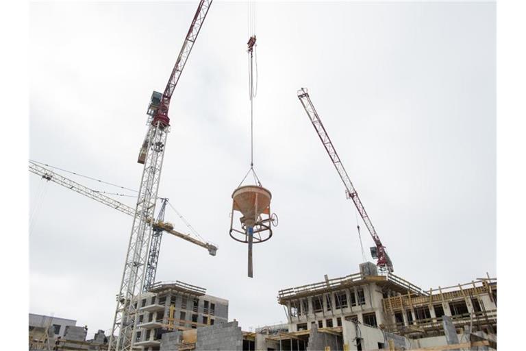 Neue Wohnungen werden gebaut. Foto: Rolf Vennenbernd/Archivibld