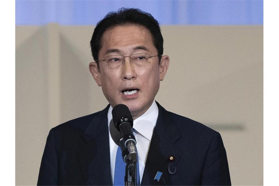 Neuer Regierungschef Japans soll der frühere Außenminister Fumio Kishida werden. Foto: Carl Court/Pool Getty Images/AP/dpa