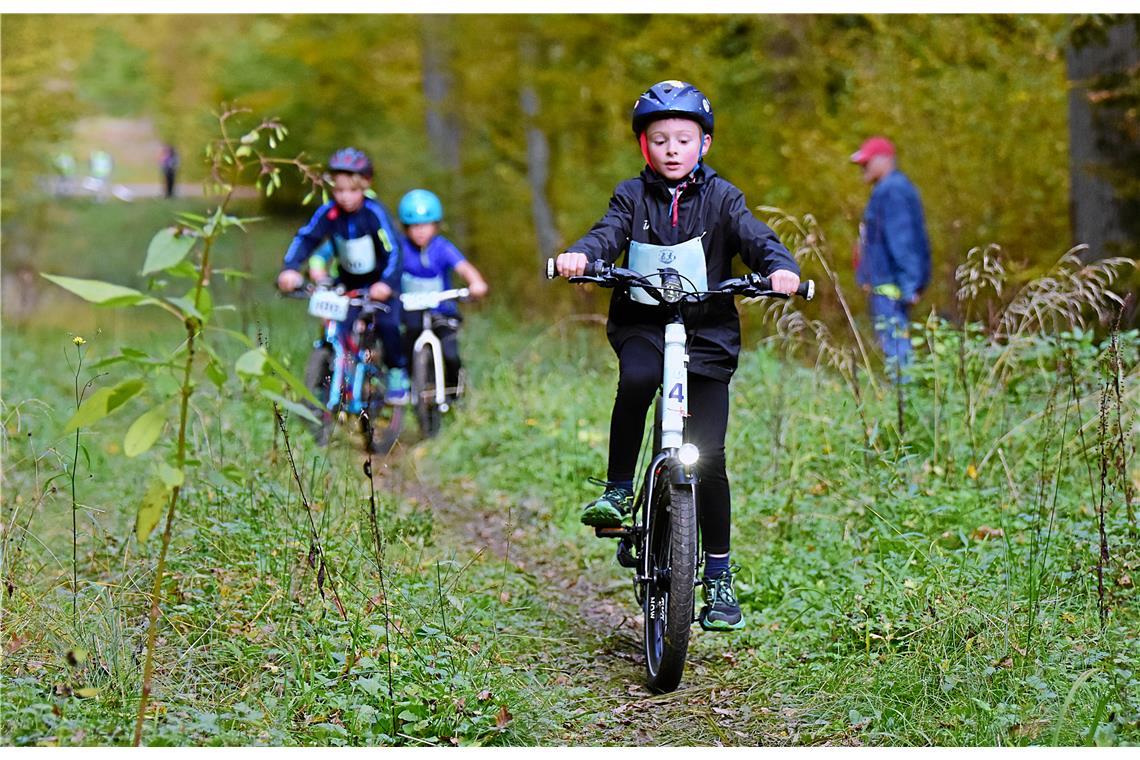 Neuling Tim Wittmoser (Nr. 4, TC Backnang). Kinder Crossduathlon Backnang 2025 r...