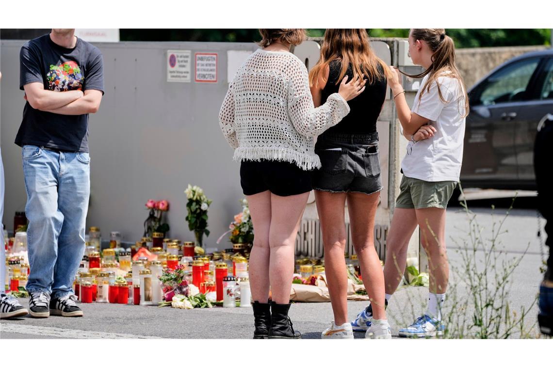 Pressekonferenz zum Amoklauf an Grazer Schule Neun Jugendliche und eine Lehrerin wurden erschossen. Der Täter beging Suizid.