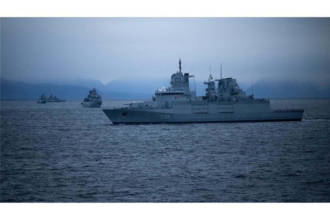Marine trainiert in Norwegen für den Ernstfall Neun Schiffe und ein U-Boot sind an der Großübung beteiligt.