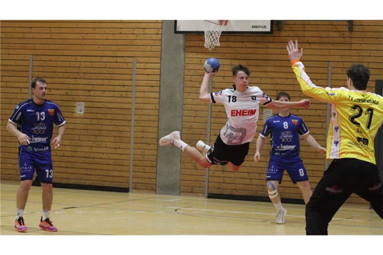 Neun Treffer gegen den Ex-Verein: Deizisaus Tristan Gehring überzeugt beim deutlichen 32:21-Derbysieg gegen den TV Reichenbach.