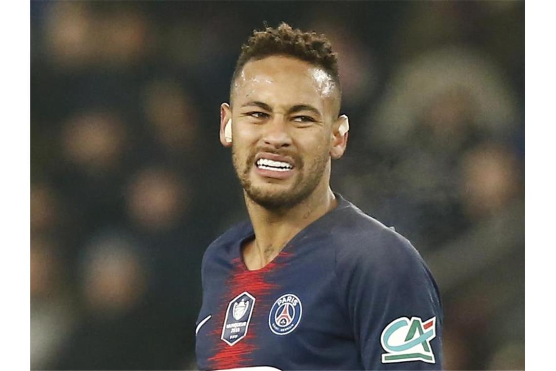 PSG-Star Neymar erneut am Mittelfußknochen verletzt Neymar hat wieder Probleme mit dem Mittelfußknochen. Foto: Michel Euler/AP/dpa