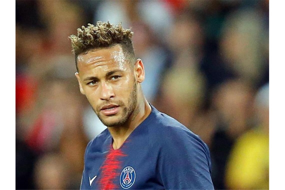 Neymar-Transfer: Paris und Barcelona nähern sich an Neymar will von Paris unbedingt zum FC Barcelona wechseln. Foto: Michel Euler/AP