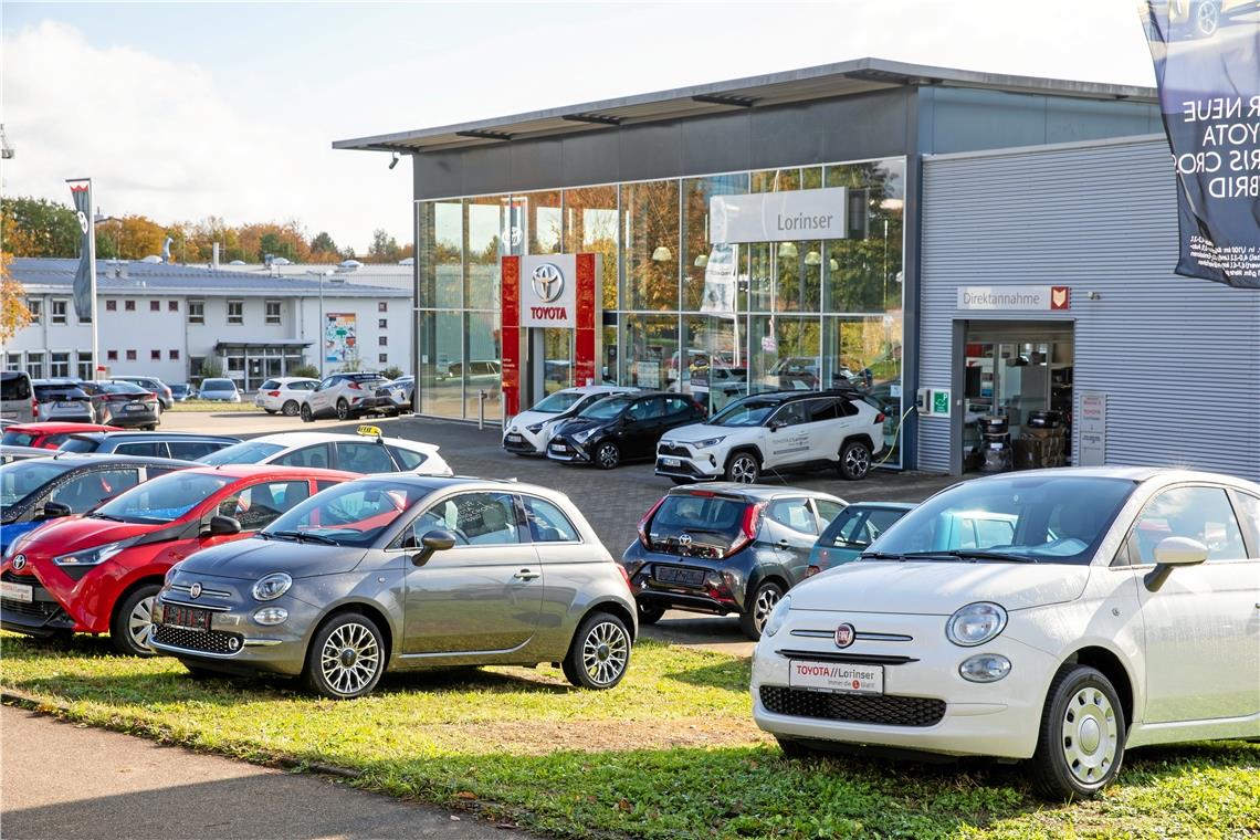 Es mangelt nicht nur an Mikrochips Nicht jede Lücke in den Neuwagenreihen der Autohäuser ist der Lieferkrise geschuldet. Davon betroffen sind aber alle Händler. Foto: A. Becher
