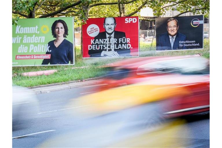 Nicht mal mehr eine Woche: Am 26. September wird ein neuer Bundestag gewählt - und letztlich ein neuer Kanzler oder eine neue Kanzlerin bestimmt. Foto: Kay Nietfeld/dpa