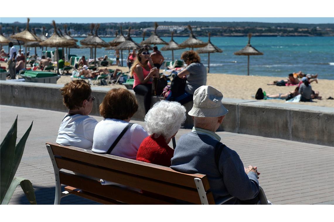 Die Sehnsucht nach dem besseren Deutschland Nicht wenige Deutsche träumen von einem Leben unter der Sonne Spaniens. (Archivbild)