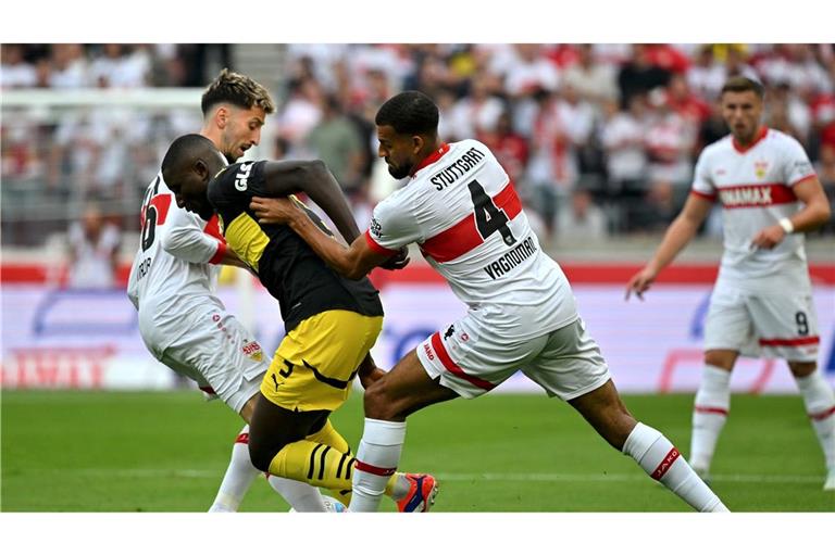 Nicht zu halten vom VfB: Torjäger Guirassy wechselte 2024 von Stuttgart nach Dortmund. (Archivbild)