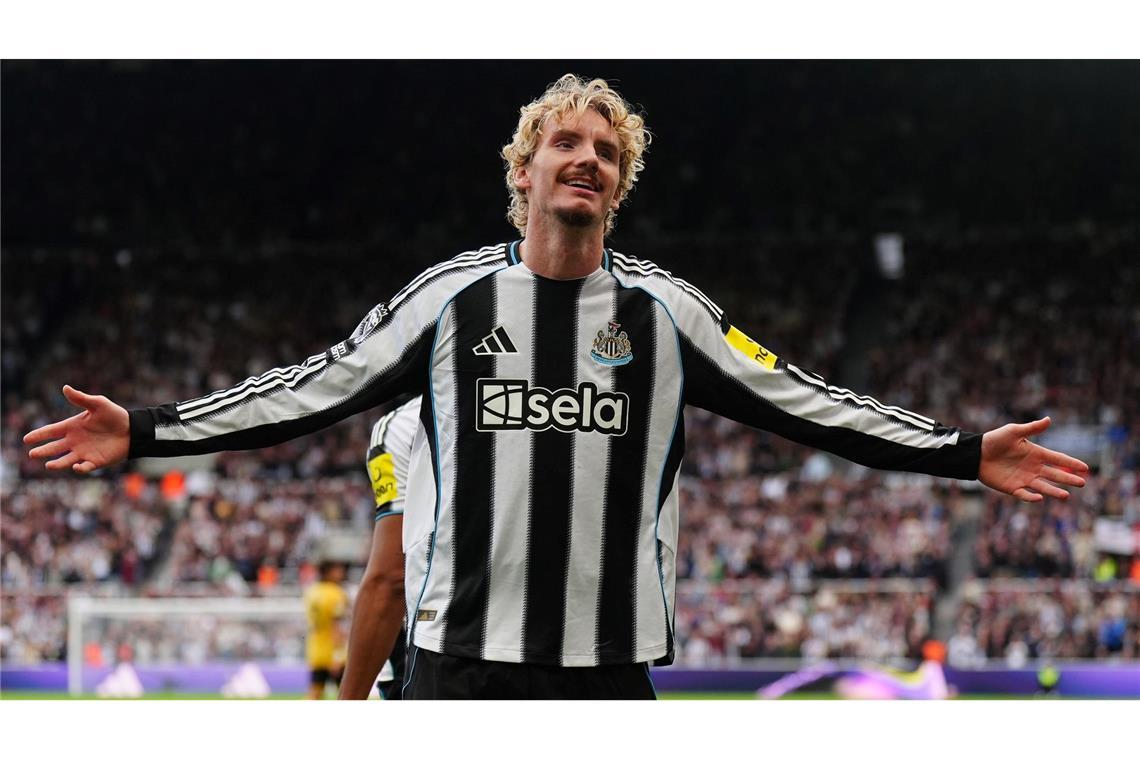 Debüt mit Siegtor: Woltemade feiert perfekten Einstand Nick Woltemade freut sich über sein erstes Tor für Newcastle.