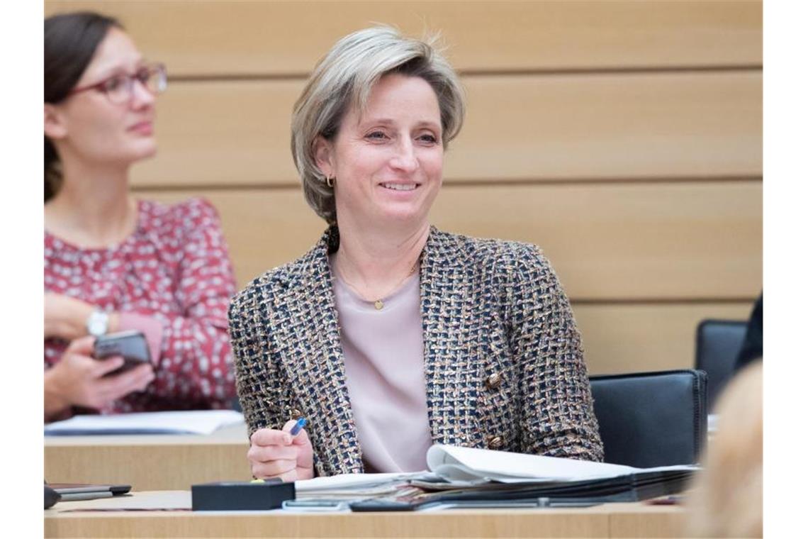 Nicole Hoffmeister-Kraut (CDU), Wirtschafts- und Arbeitsministerin in Baden-Württemberg. Foto: Tom Weller/dpa/Archivbild