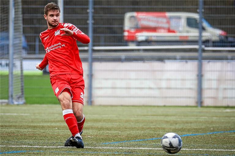 Niklas Mahler hofft, dass er von Anfang an im Einsatz ist. Schließlich trifft er mit der TSG auf seinen früheren Verein. Foto: Alexander Becher