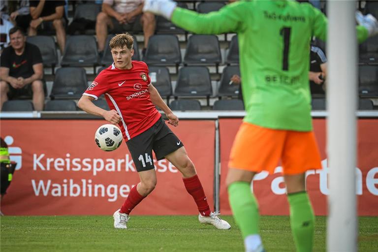 Niklas Mohr verlässt die SG Sonnenhof und beackert künftig die linke Seite des Zweitligisten SC Paderborn. Archivfoto: Alexander Becher