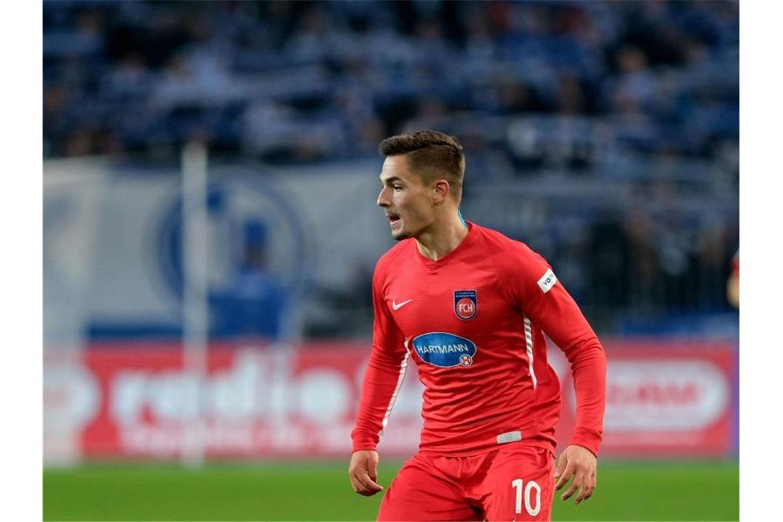 Heidenheim lässt Nikola Dovedan zum 1. FC Nürnberg ziehen Nikola Dovedan, hier bei einem Spiel gegen den 1. FC Magdeburg. Foto: Peter Steffen/Archivbild