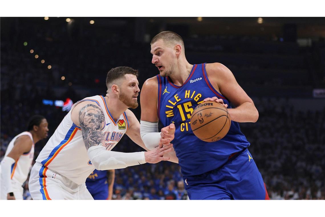 Plötzlich fünf Titelanwärter: Deutsche mischen die NBA auf Nikola Jokic dürfte mit seinen Nuggets wieder konkurrenzfähig sein.