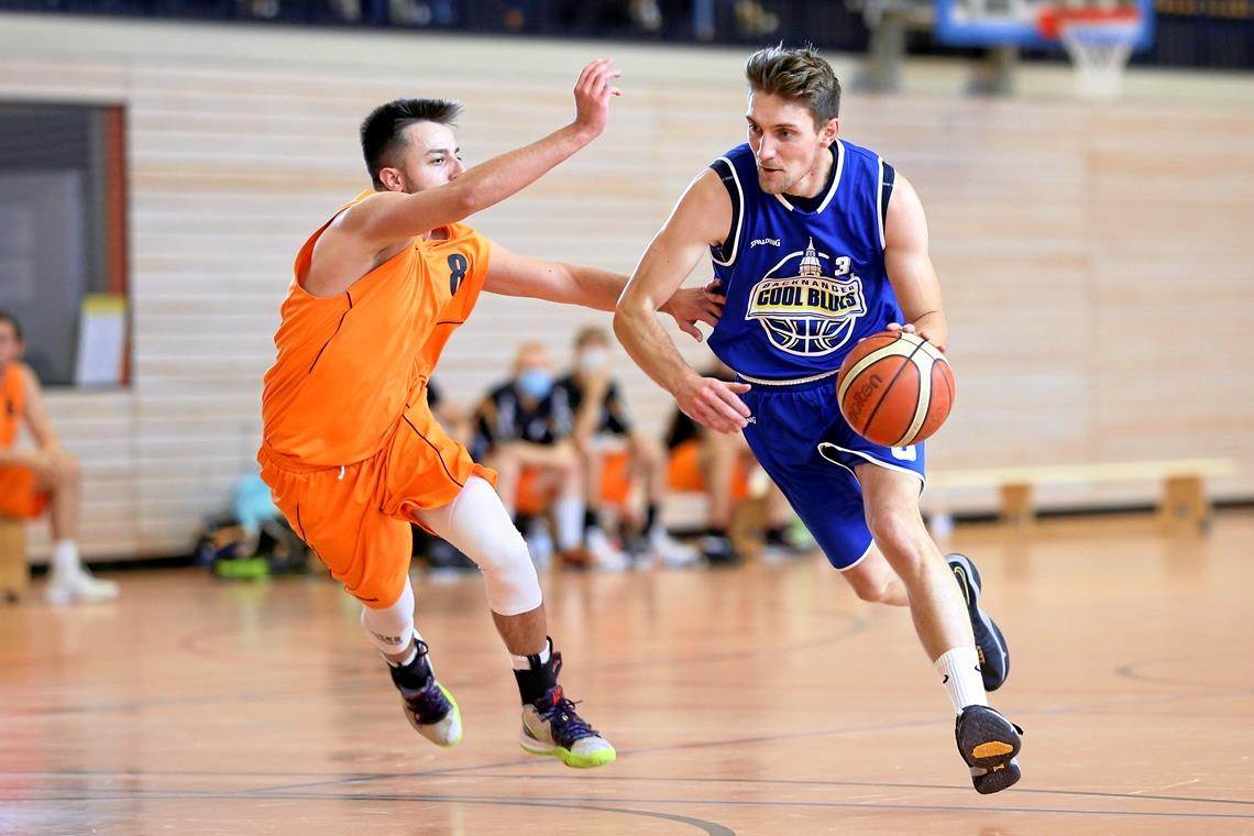 Nikolai Kaiser und die TSG-Basketballer sind nach dem Aufstieg nun auch in der Landesliga auf einem guten Weg. Foto: Alexander Becher