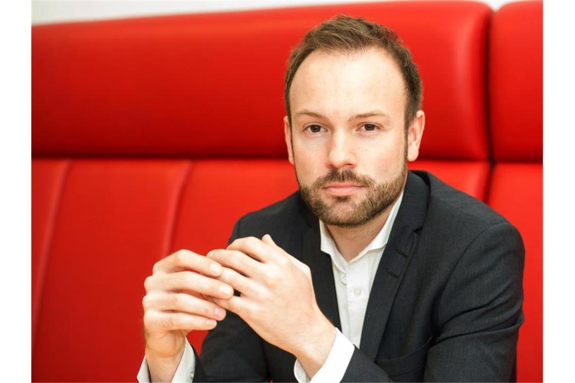 Löbel tritt wegen Maskenaffäre aus CDU aus Nikolas Löbel (CDU) legt sein Mandat nieder. Foto: picture alliance / Lino Mirgeler/dpa