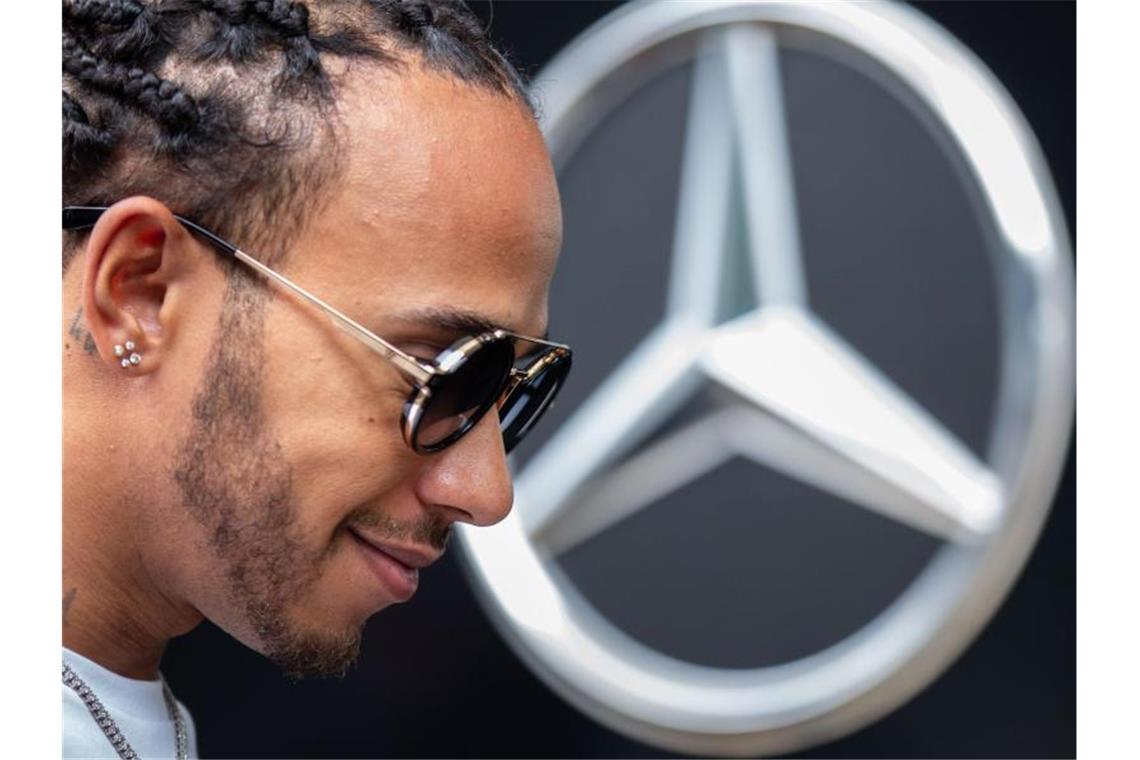 Nimmt die Testfahrten für die Formel-1-Saison 2020 auf: Weltmeister Lewis Hamilton. Foto: Paulo Lopes/ZUMA Wire/dpa