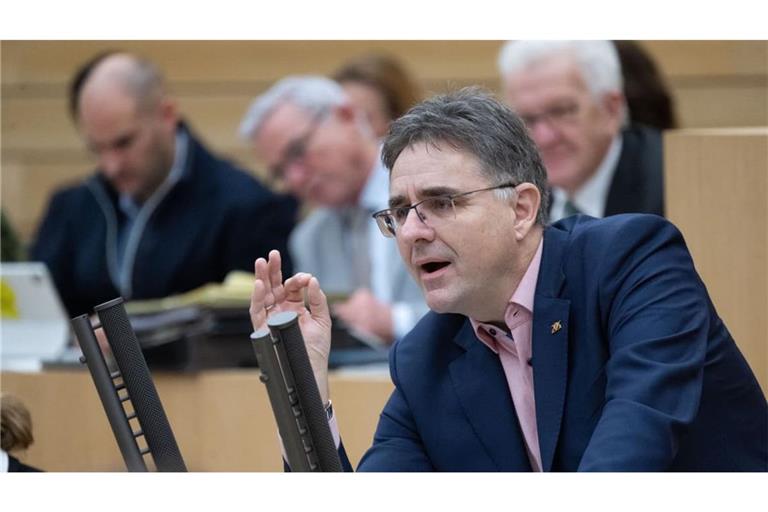 Nimmt die Wirtschaftsministerin aufs Korn: der SPD-Abgeordnete&nbsp; Stefan Fulst-Blei (SPD)