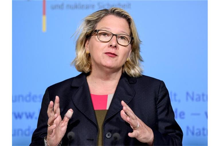 Nimmt ein Verbot von Plastiktüten in Angriff: Bundesumweltministerin Svenja Schulze. Foto: Britta Pedersen
