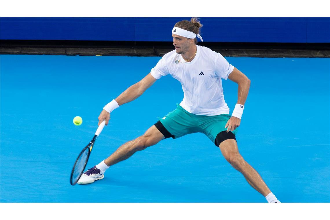 Zverev sucht professionelle Hilfe - Prozess "über Jahre" Noch ein körperliches Problem: Zverev hatte in den vergangenen Wochen Rückenschmerzen. (Archivbild)