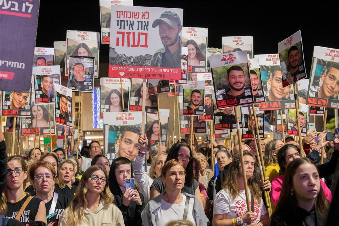 Netanjahu warnt Einwohner der Stadt Gaza: „verschwinden Sie" Noch immer hält die Hamas Geiseln im Gazastreifen fest.