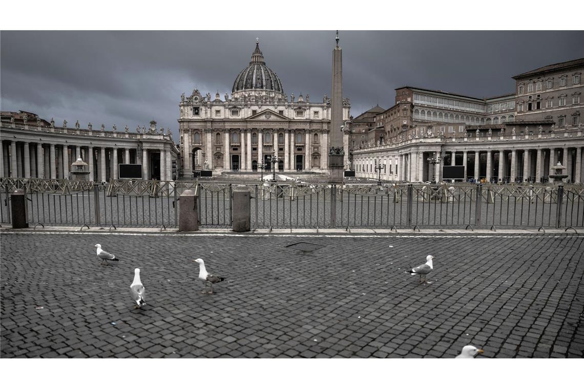 Noch ist der Petersplatz leer. Wenn es einen neuen Papst gibt, wird es anders sein.