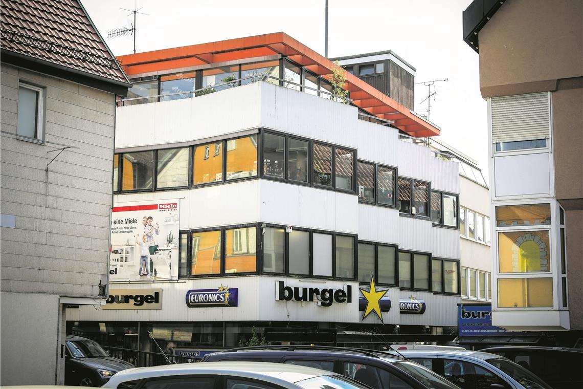 Noch ist unklar, was mit der Immobilie in der Backnanger Marktstraße geschieht. Vorerst kommt ein weiterer Leerstand in Backnang dazu. Foto: A. Becher