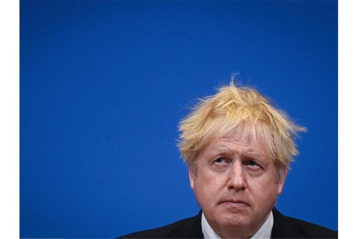 Johnson hebt letzte Corona-Regeln in England auf Noch vor der Vorstellung hagelt es zu den Plänen von Premierminister Boris Johnson für weitere Lockerungen der Isolationspflicht heftige Kritik. Foto: Daniel Leal/PA Wire/dpa