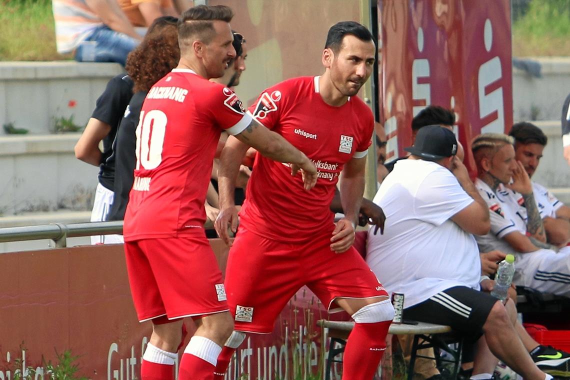 Noch zweimal Seite an Seite: Mario Marinic (links) und Oguzhan Biyik. Foto: Alexander Hornauer