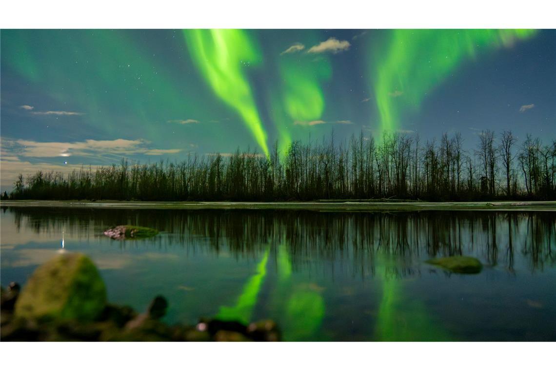 Bilder des Tages Nordlichter über Alaska.