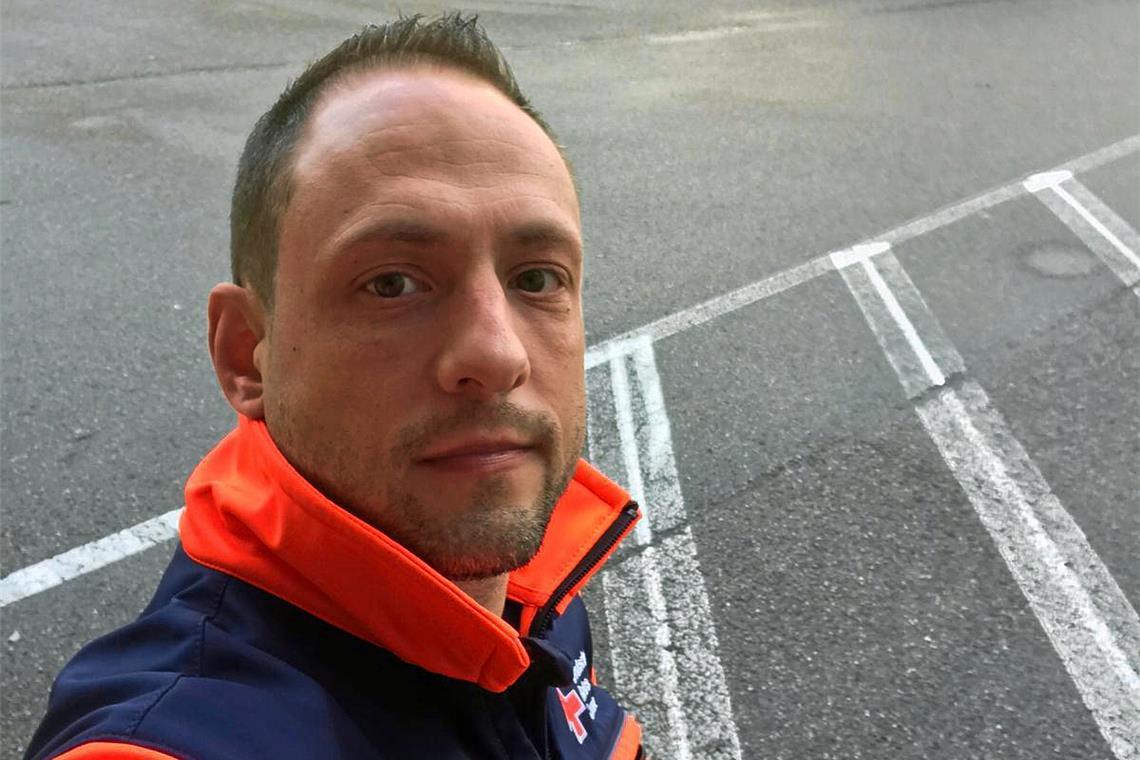 Notfallsanitäter Dominik Kunzmann leidet an akuter lymphatischer Leukämie und benötigt eine Stammzellenspende. Foto: privat